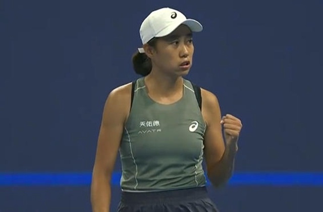 是凭借多两, 比自己年轻, 直接入围正 是凭借多两, 比自己年轻, 直接入围正