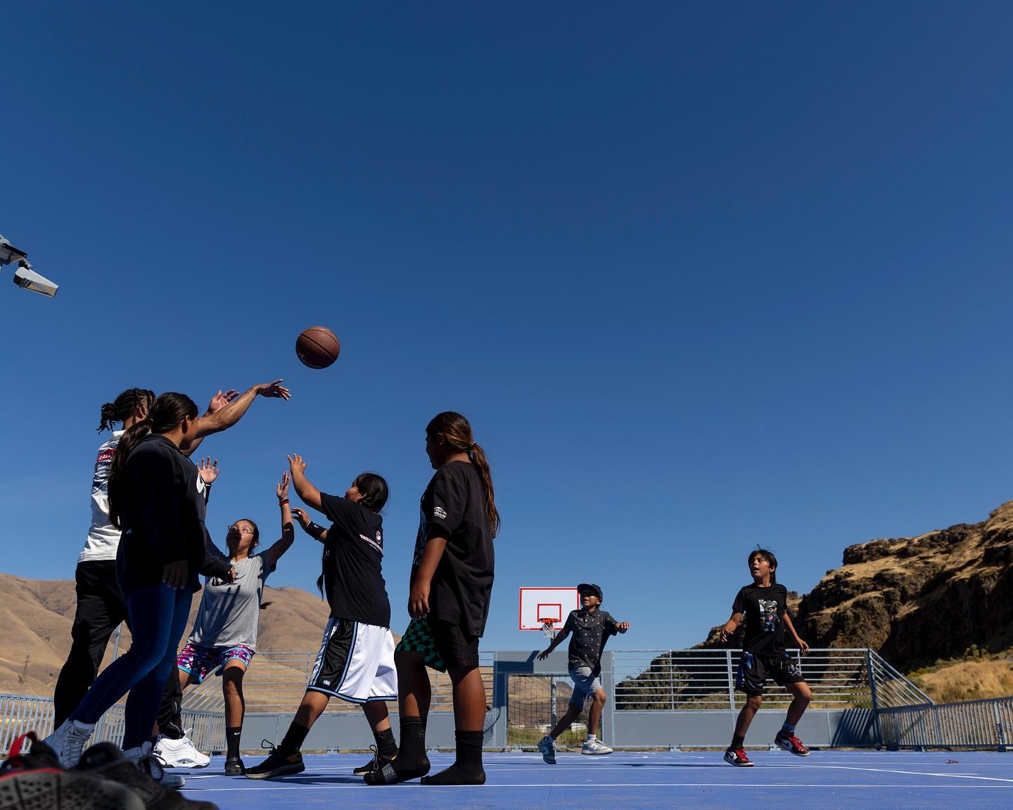 img, 尔斯举办篮, cn