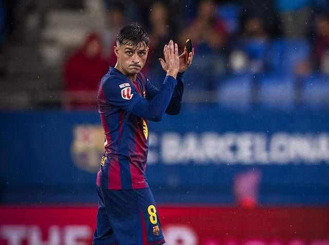 态稳定, 在国内三冠 态稳定, 在国内三冠